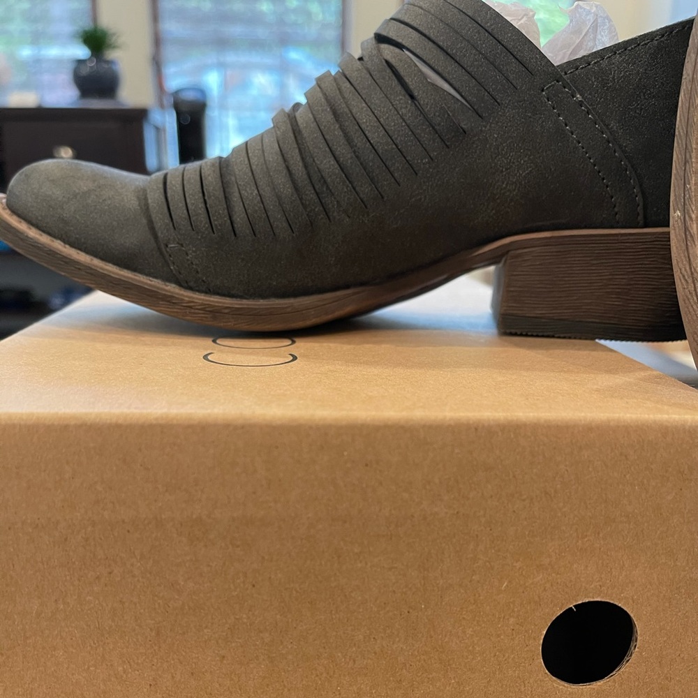 Booties - Picture 3 of 3